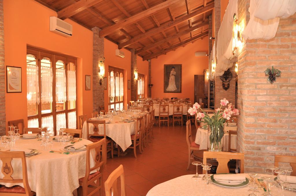 Agriturismo Corte Montini Villa Santa Giuletta Eksteriør bilde
